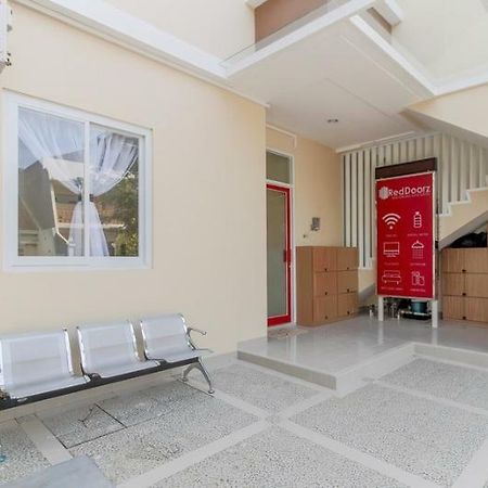 Reddoorz Near Soekarno Hatta Airport Jakarta Ngoại thất bức ảnh